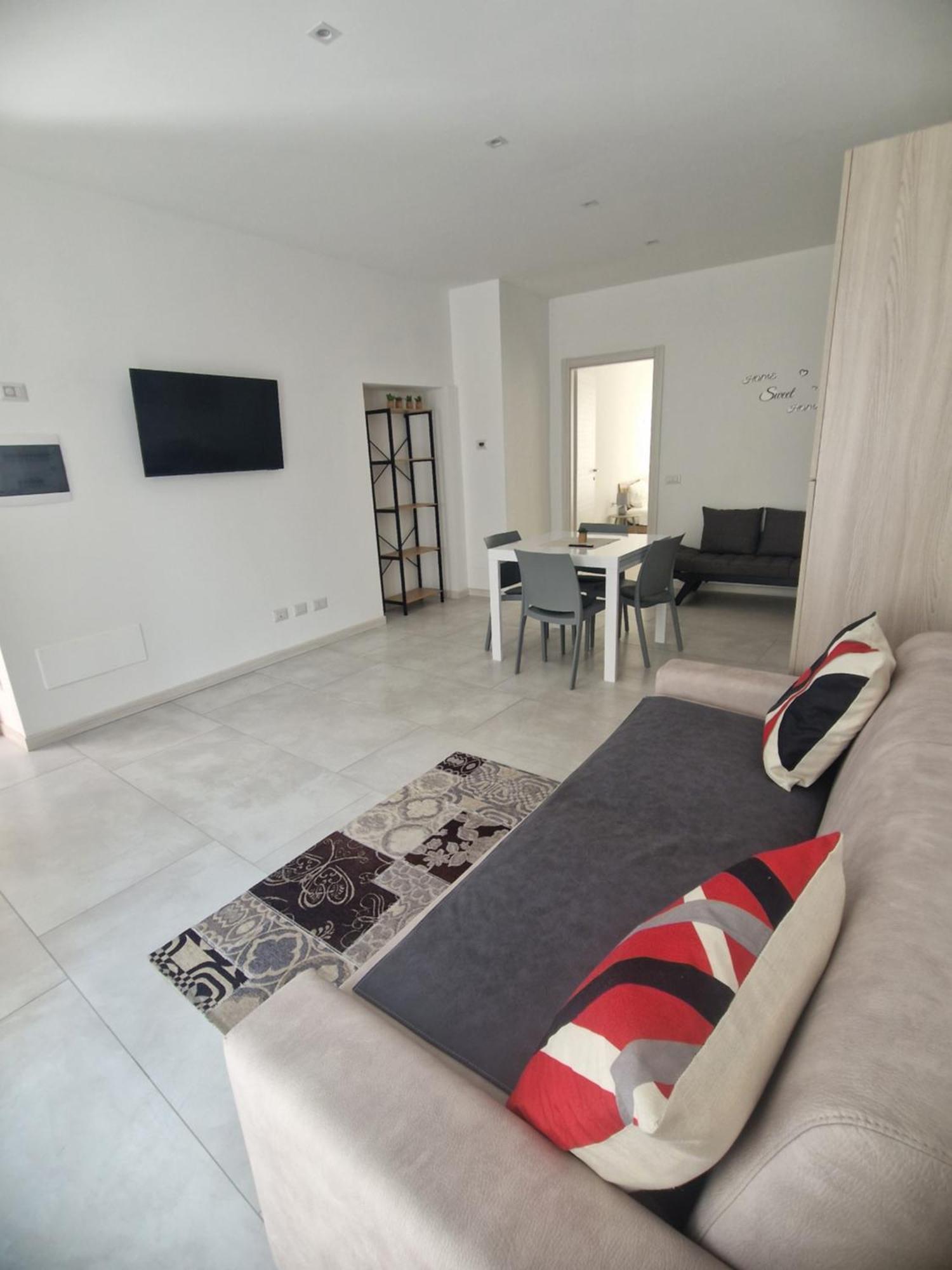 Enissa Apartment Cislago Екстериор снимка